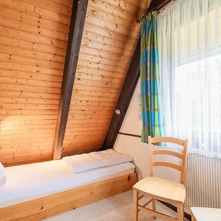 Ferienwohnpark Nurdachhaus Typ 8 Ndt 119 Holiday home Immenstaad am Bodensee